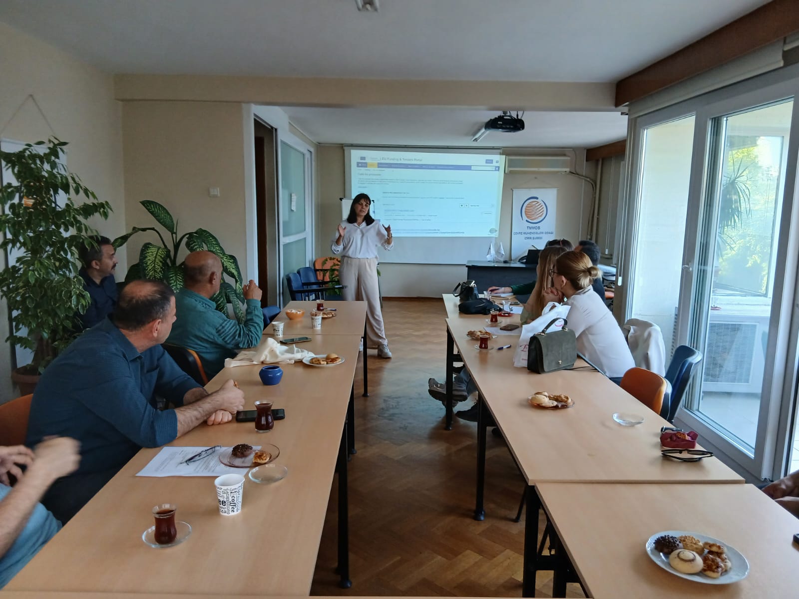 “AB PROJELERİ VE HİBE FIRSATLARI: ÇEVRE MÜHENDİSLERİ İÇİN YENİ UFUKLAR” MESLEKİ SÖYLEŞİMİZİ GERÇEKLEŞTİRDİK.