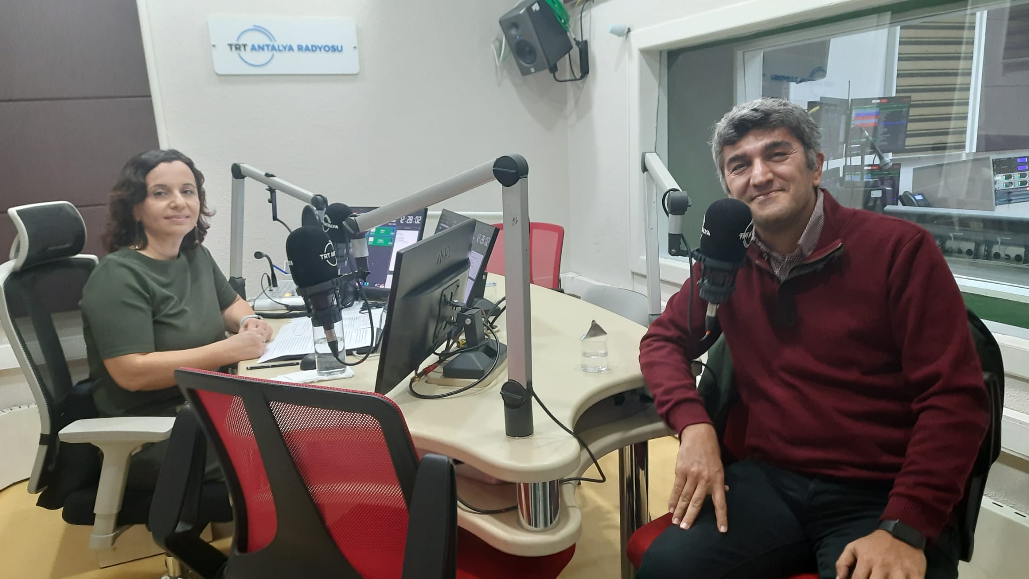 TRT ANTALYA RADYOSUNUN KONUĞU OLDUK.