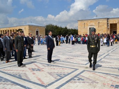  ÇMO ATANIN HUZURUNDA…